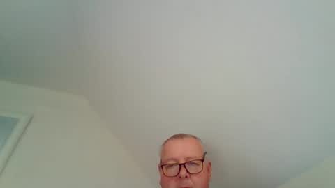 Snapshot of curiousax77 chatting on April 2026 09:02:01 AM curiousax77 online show from April 2026 09:02:01 AM