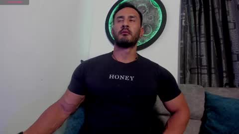 Snapshot of curt_x chatting on June 2026 01:41:02 AM Curt online show from June 2026 01:41:02 AM