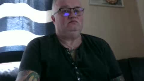 curtus14 online show from December 2025 09:29:02 AM