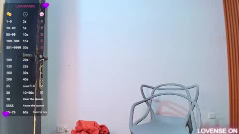 Snapshot of curvybuffgirl chatting on March 2025 10:56:01 PM Michel online show from March 2025 10:56:01 PM