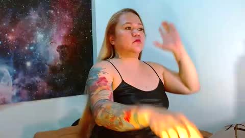 C H E R R Y  online show from October 2025 04:04:02 AM