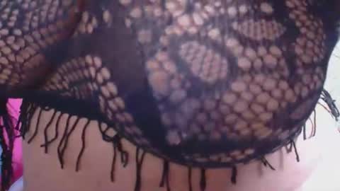 Snapshot of curvyhomebebe chatting on June 2026 03:09:02 AM curvyhomebebe online show from June 2026 03:09:02 AM