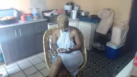 curvypear76x online show from December 2024 02:30:01 PM