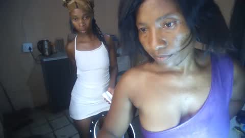 curvypear76x online show from February 2026 11:03:01 AM