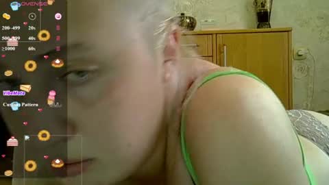 Snapshot of curvywild_lady30 chatting on June 2026 02:48:02 PM Curvy online show from June 2026 02:48:02 PM