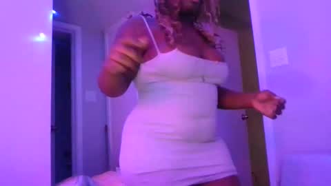 curvyychocolate online show from January 2025 11:54:01 PM