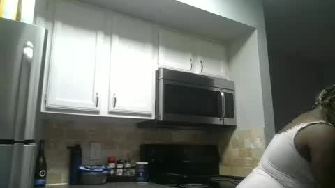 curvyychocolate online show from February 2025 06:14:02 AM