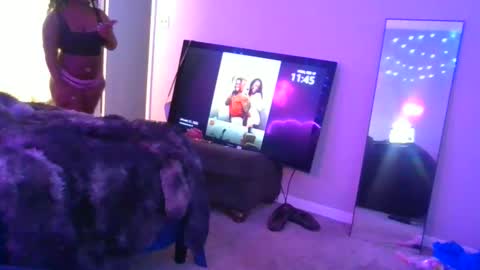 curvyychocolate online show from February 2025 05:43:01 PM