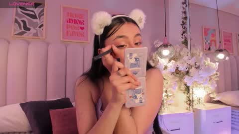 Amber  online show from October 2025 10:22:01 PM