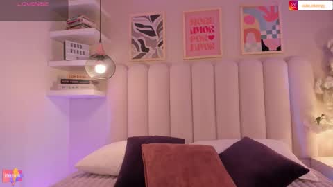 Amber  online show from October 2025 08:31:01 PM