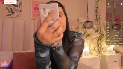 Amber  online show from November 2025 07:54:01 PM