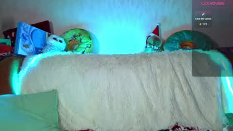 Snapshot of cute_betty chatting on June 2026 12:22:01 PM Betty online show from June 2026 12:22:01 PM