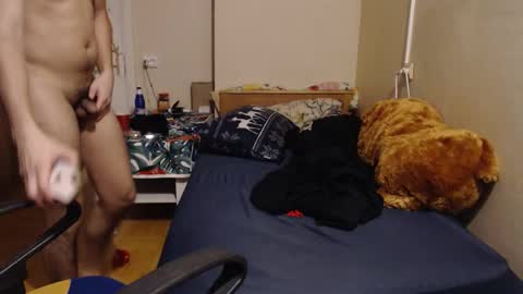 Tomas online show from November 2025 01:36:01 AM