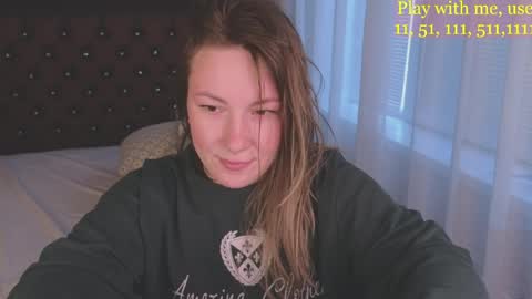 Everyday stream in the same time online show from April 2026 04:43:02 AM