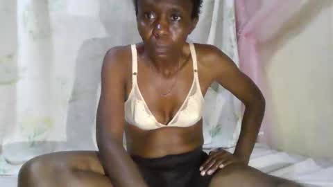 cute_divah4 online show from October 2025 12:02:02 PM