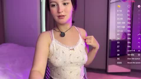 Snapshot of cute_emiliya chatting on July 2026 02:10:02 AM Emily online show from July 2026 02:10:02 AM