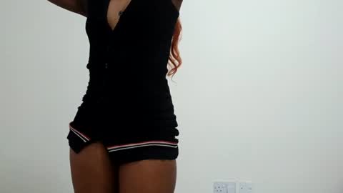 Snapshot of cute_favour2001 chatting on July 2026 10:32:02 AM favour online show from July 2026 10:32:02 AM