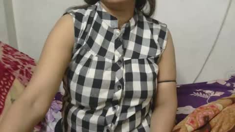 Snapshot of cute_kashmira99 chatting on February 2026 02:18:02 AM kashmira online show from February 2026 02:18:02 AM