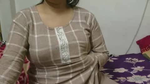 Snapshot of cute_kashmira99 chatting on February 2026 04:47:01 PM kashmira online show from February 2026 04:47:01 PM