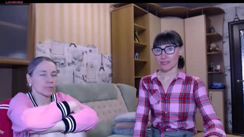 cute_lion_ online show from March 2026 11:27:02 AM