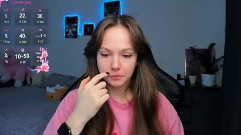 Snapshot of cute_little_ass chatting on November 2025 05:40:02 AM Emily online show from November 2025 05:40:02 AM