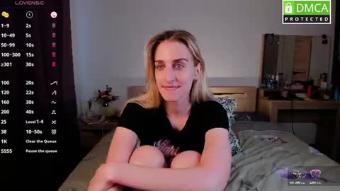 Snapshot of cute_milana chatting on July 2026 08:28:02 AM Milana online show from July 2026 08:28:02 AM