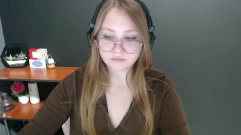 Veronica online show from December 2024 10:43:01 AM