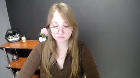 Veronica online show from February 2025 07:28:02 AM