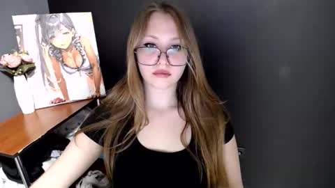 Snapshot of cute_minx chatting on June 2026 06:14:01 AM Veronica online show from June 2026 06:14:01 AM