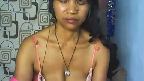 Snapshot of cute_moll chatting on May 2026 06:47:02 PM murielle online show from May 2026 06:47:02 PM