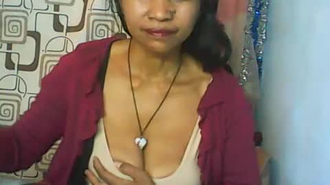 Snapshot of cute_moll chatting on June 2026 09:21:02 AM murielle online show from June 2026 09:21:02 AM