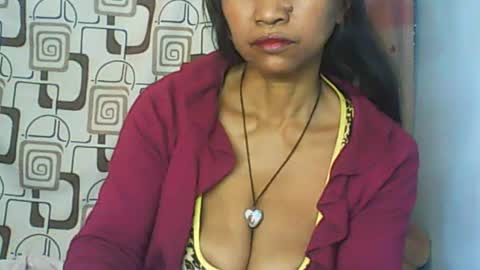 Snapshot of cute_moll chatting on July 2026 08:18:01 AM murielle online show from July 2026 08:18:01 AM