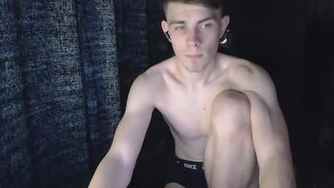 Snapshot of cute_oliver chatting on October 2025 08:15:02 PM Oliver online show from October 2025 08:15:02 PM