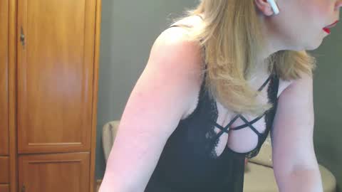 Snapshot of cute_phoenix chatting on May 2026 04:47:02 PM cute_phoenix online show from May 2026 04:47:02 PM