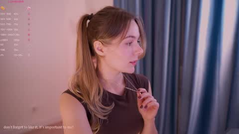 Snapshot of cute_pie_an chatting on April 2026 07:51:01 PM AN online show from April 2026 07:51:01 PM