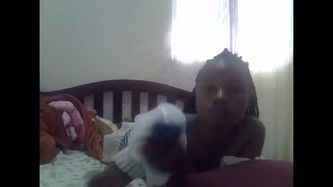 cute_savanna online show from October 2025 06:03:01 AM