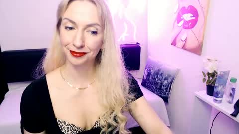 Snapshot of cute_smile_shy chatting on May 2026 09:11:01 PM cute_smile_shy online show from May 2026 09:11:01 PM