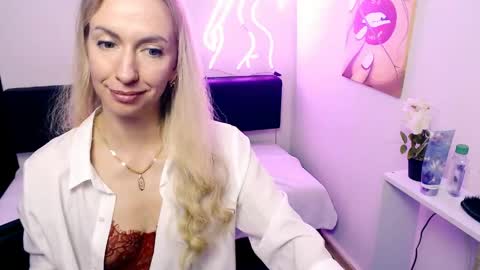 Snapshot of cute_smile_shy chatting on May 2026 10:36:01 AM cute_smile_shy online show from May 2026 10:36:01 AM