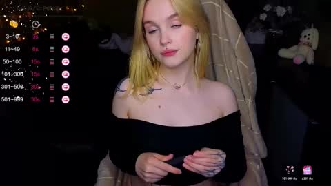 Sue online show from November 2025 10:09:02 PM