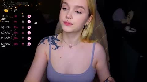 Sue online show from December 2025 09:23:02 PM