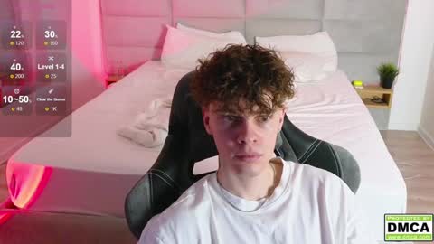 Thomas -  online show from February 2025 06:06:01 PM