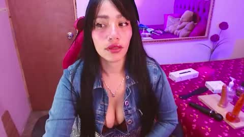 Snapshot of cute_zoe1 chatting on May 2026 04:09:02 AM cute_zoe1 online show from May 2026 04:09:02 AM