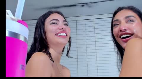 WANNA SEE MORE OF TWINS              online show from December 2024 03:58:02 AM