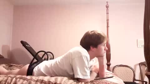 Snapshot of cuteboii29 chatting on March 2025 02:48:01 AM cuteboii29 online show from March 2025 02:48:01 AM