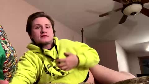 Snapshot of cuteboii29 chatting on February 2026 05:25:02 AM cuteboii29 online show from February 2026 05:25:02 AM