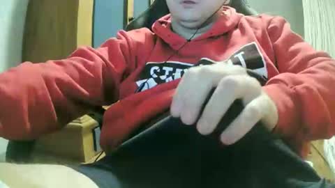 Snapshot of cuteboy090 chatting on September 2025 08:41:02 PM Cuteboy090 online show from September 2025 08:41:02 PM