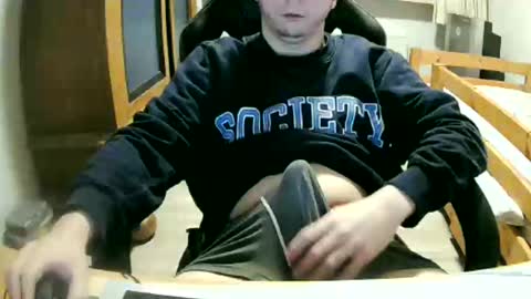 Snapshot of cuteboy090 chatting on February 2026 03:00:01 PM Cuteboy090 online show from February 2026 03:00:01 PM