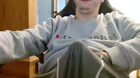 Cuteboy090 online show from May 2026 04:34:01 PM
