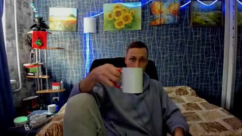 cuteboy228 online show from January 2026 12:10:02 PM