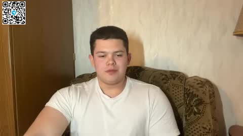 Snapshot of cutebutnaughty_ chatting on March 2026 09:33:02 PM Alex online show from March 2026 09:33:02 PM